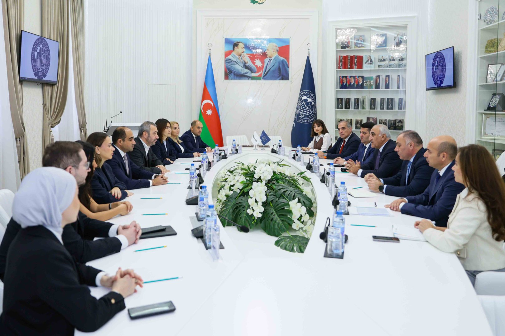 UNEC və “Baker Tilly Audit Azərbaycan” arasında əməkdaşlıq memorandumu imzalanıb (FOTO)