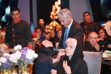 Şəhid analarının iştirakı ilə Vətən müharibəsində Zəfərin 5 illiyinə həsr olunmuş tədbir keçirilib (FOTO)