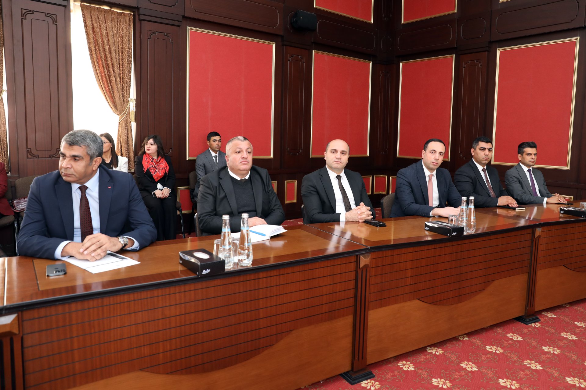 Naxçıvanda bir sıra dövlət orqanlarının qurumlarının mətbuat xidmətlərinin nümayəndələri üçün təlim keçilib (FOTO)