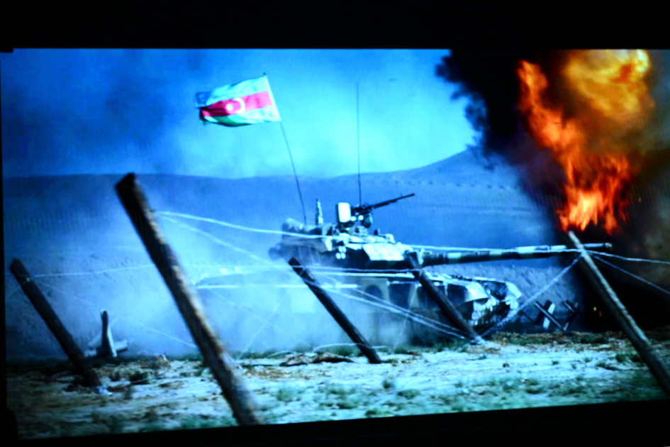 Şəhid analarının iştirakı ilə Vətən müharibəsində Zəfərin 5 illiyinə həsr olunmuş tədbir keçirilib (FOTO)