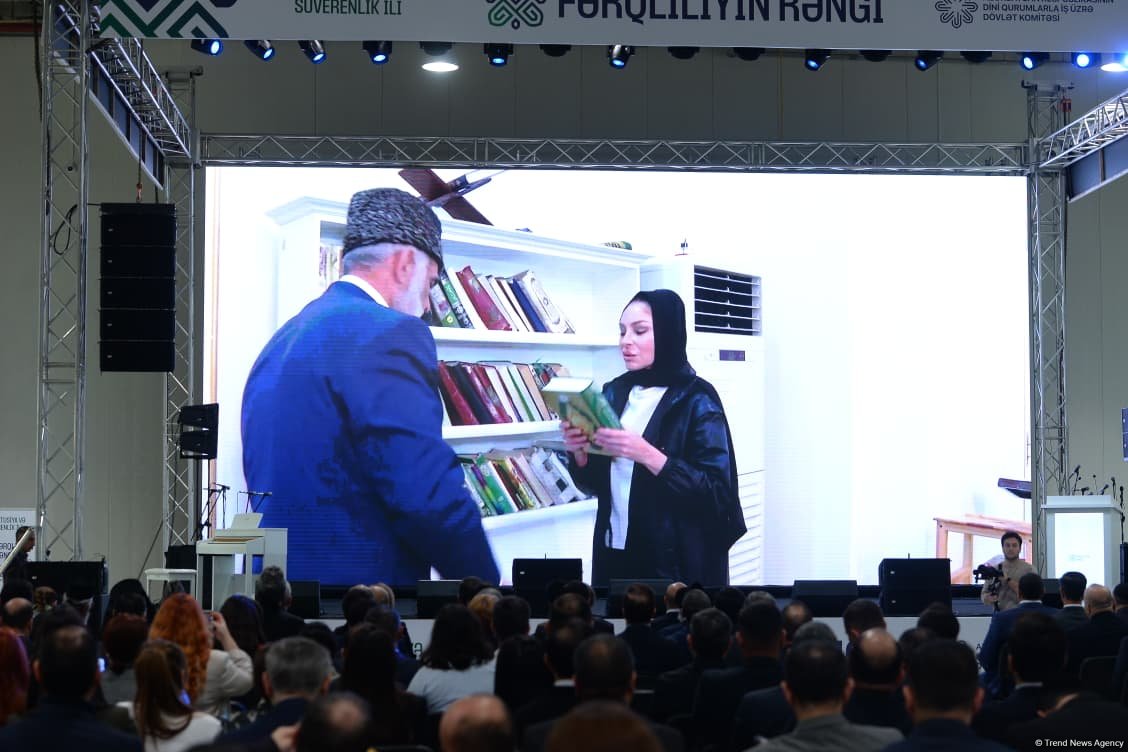 “Konstitusiya və Suverenlik İli”nə həsr olunmuş “Fərqliliyin rəngi” adlı festival keçirilib (FOTO) (YENİLƏNİB)