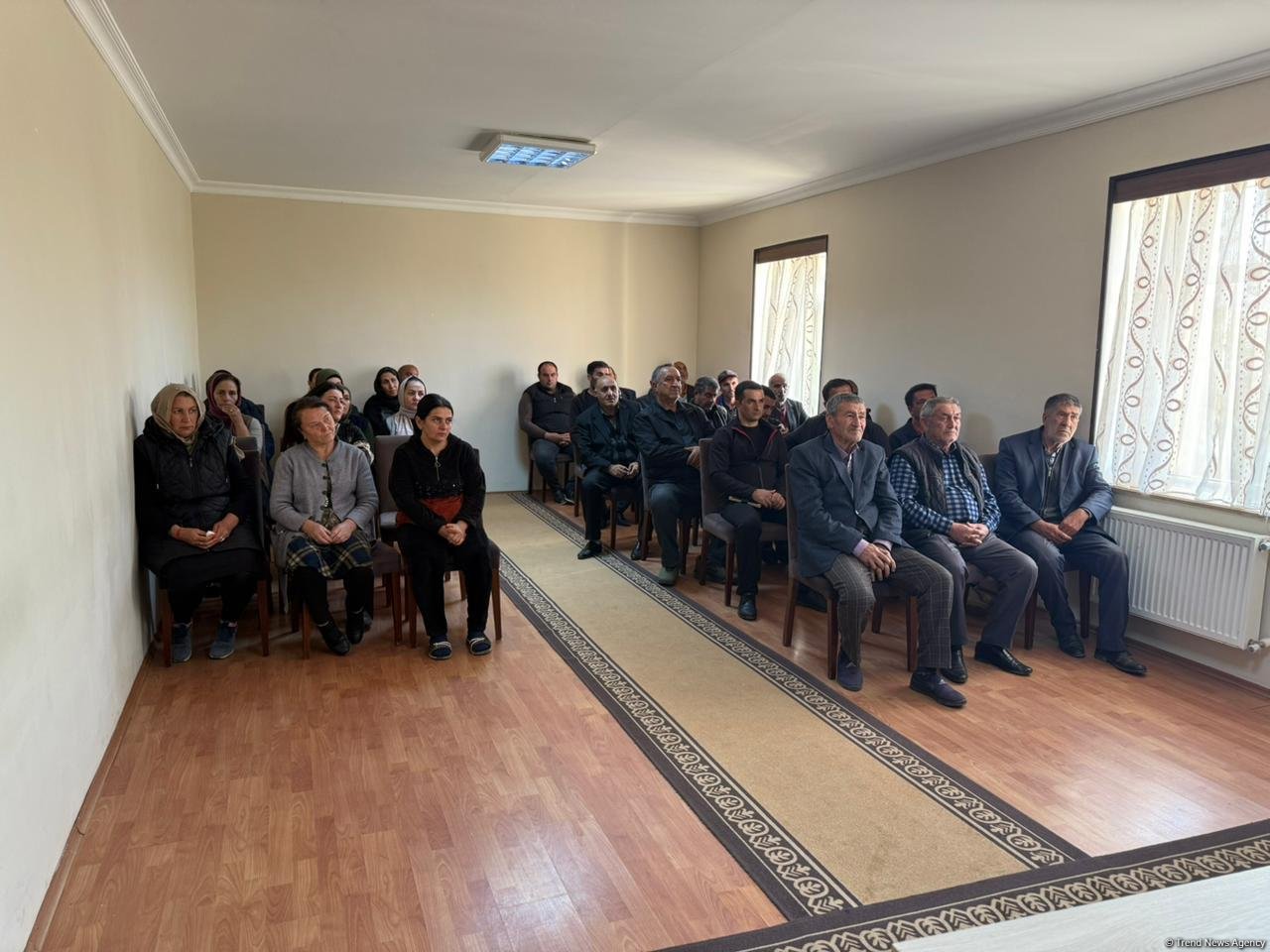 Milli Məclisin deputatı Vüqar Rəhimzadə Culfada seçiciləri ilə növbəti görüşünü keçirib (FOTO)