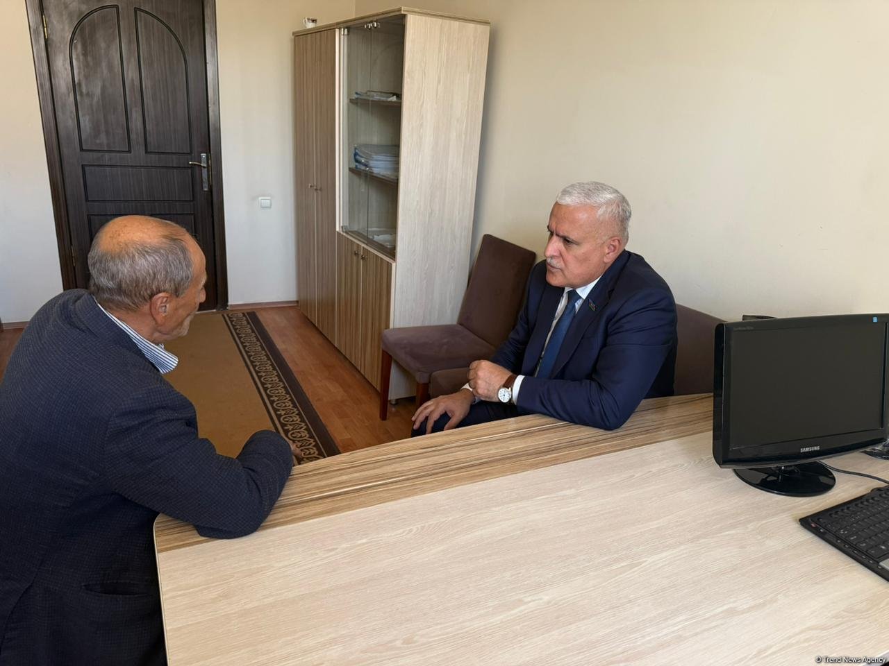 Milli Məclisin deputatı Vüqar Rəhimzadə Culfada seçiciləri ilə növbəti görüşünü keçirib (FOTO)