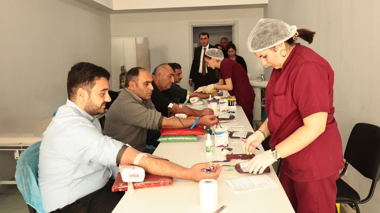 Laçında qanvermə aksiyası keçirilib (FOTO)
