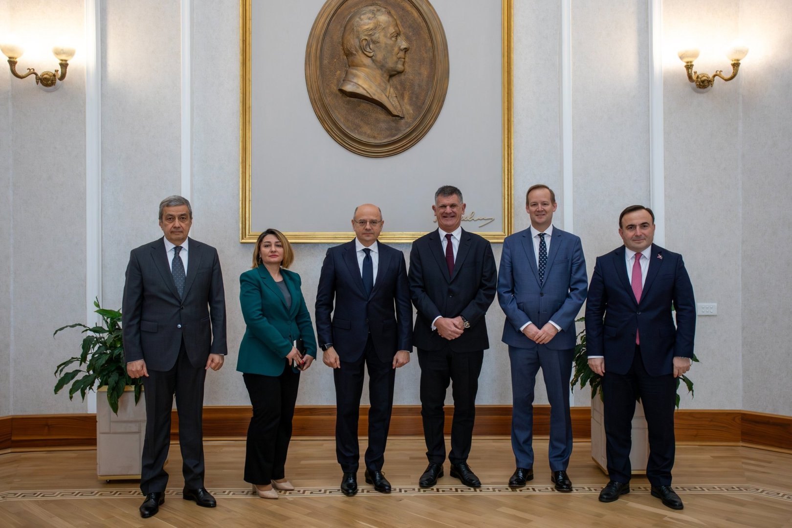 Azərbaycan bp ilə "yaşıl enerji" layihələrinin inkişafını müzakirə edib