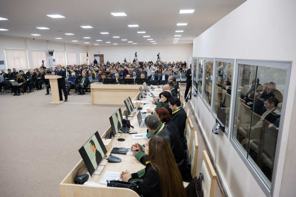 Məhkəmədə Arayik Harutyunyanla, Levon Mnatsakanyanla, Bako Sahakyanla, David Manukyanla və Arkadi Qukasyanla bağlı sübutlar elan olunub (FOTO)