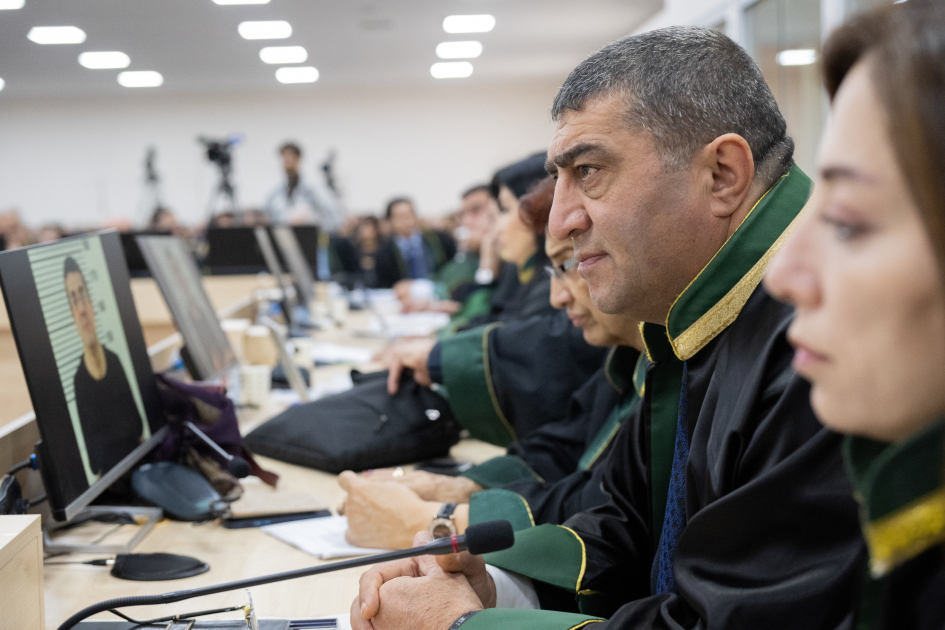 Məhkəmədə Arayik Harutyunyanla, Levon Mnatsakanyanla, Bako Sahakyanla, David Manukyanla və Arkadi Qukasyanla bağlı sübutlar elan olunub (FOTO)