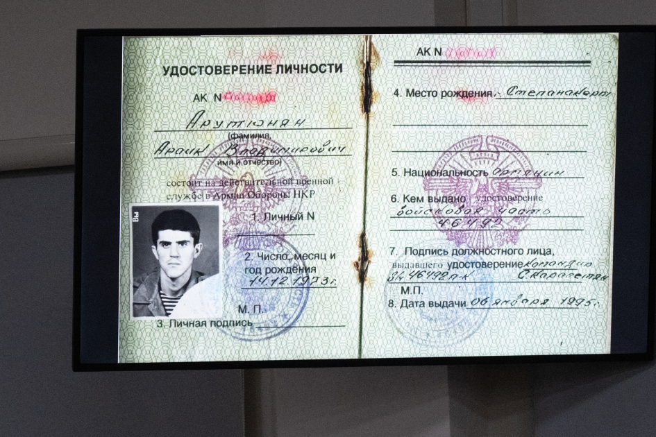 Məhkəmədə Arayik Harutyunyanla, Levon Mnatsakanyanla, Bako Sahakyanla, David Manukyanla və Arkadi Qukasyanla bağlı sübutlar elan olunub (FOTO)