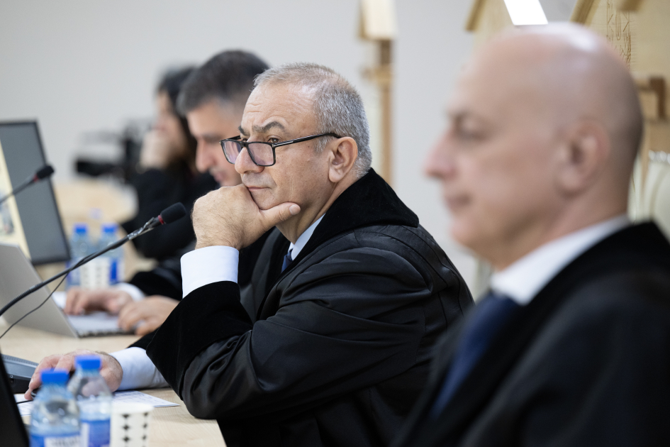 Məhkəmədə Arayik Harutyunyanla, Levon Mnatsakanyanla, Bako Sahakyanla, David Manukyanla və Arkadi Qukasyanla bağlı sübutlar elan olunub (FOTO)