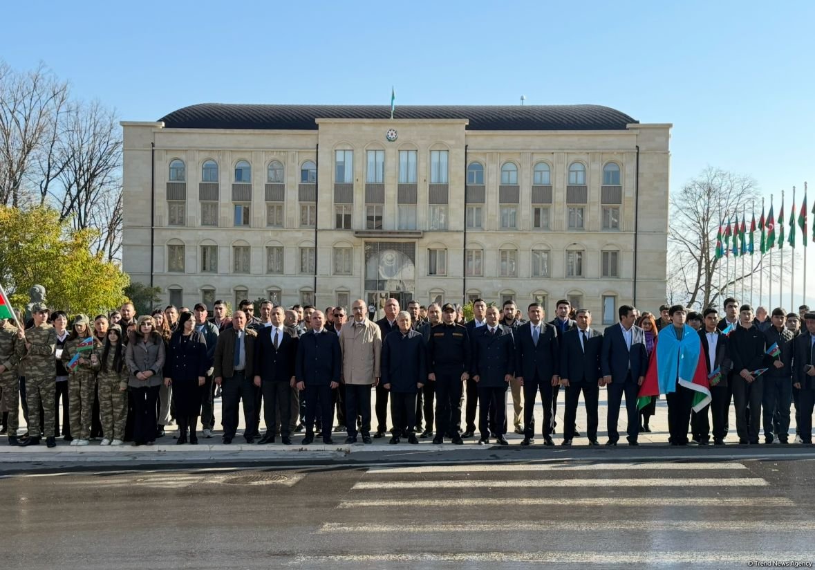 Şuşada Zəfər Gününün 5 illiyi münasibətilə hərbi yürüş keçirilib (FOTO)
