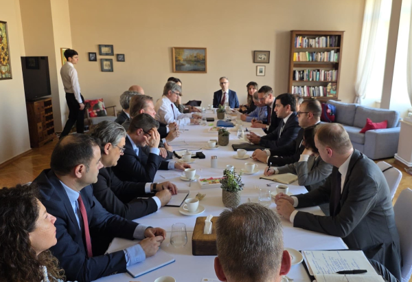 NATO-Azərbaycan əməkdaşlığının səmərəli və uğurlu inkişafı müzakirə edilib (FOTO)