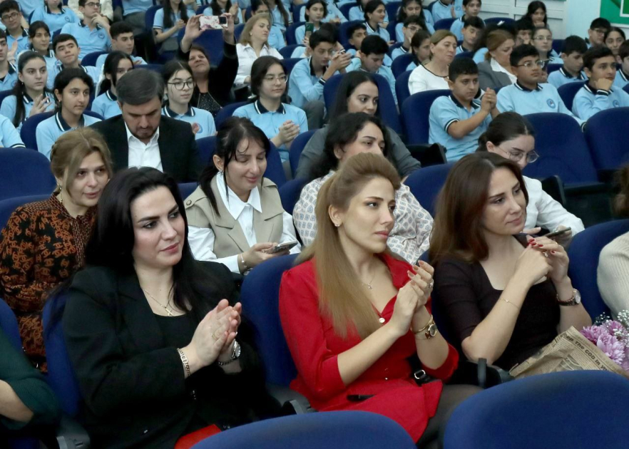Heydər Əliyev adına liseydə “Sən qalibsən, Azərbaycan!” adlı tədbir keçirilib (FOTO)