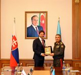 Azərbaycan və Slovakiya arasında hərbi əməkdaşlıq müzakirə olunub (FOTO/VİDEO)