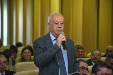 "Mediada Azərbaycan ədəbi dilinin normalarının düzgün tətbiqi” mövzusunda konfrans keçirilib (FOTO) (YENİLƏNİB)