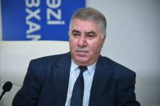 "Mediada Azərbaycan ədəbi dilinin normalarının düzgün tətbiqi” mövzusunda konfrans keçirilib (FOTO) (YENİLƏNİB)