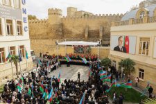 UNEC-də Zəfər Gününün 5 illiyinə həsr olunmuş təntənəli tədbir keçirilib (FOTO)