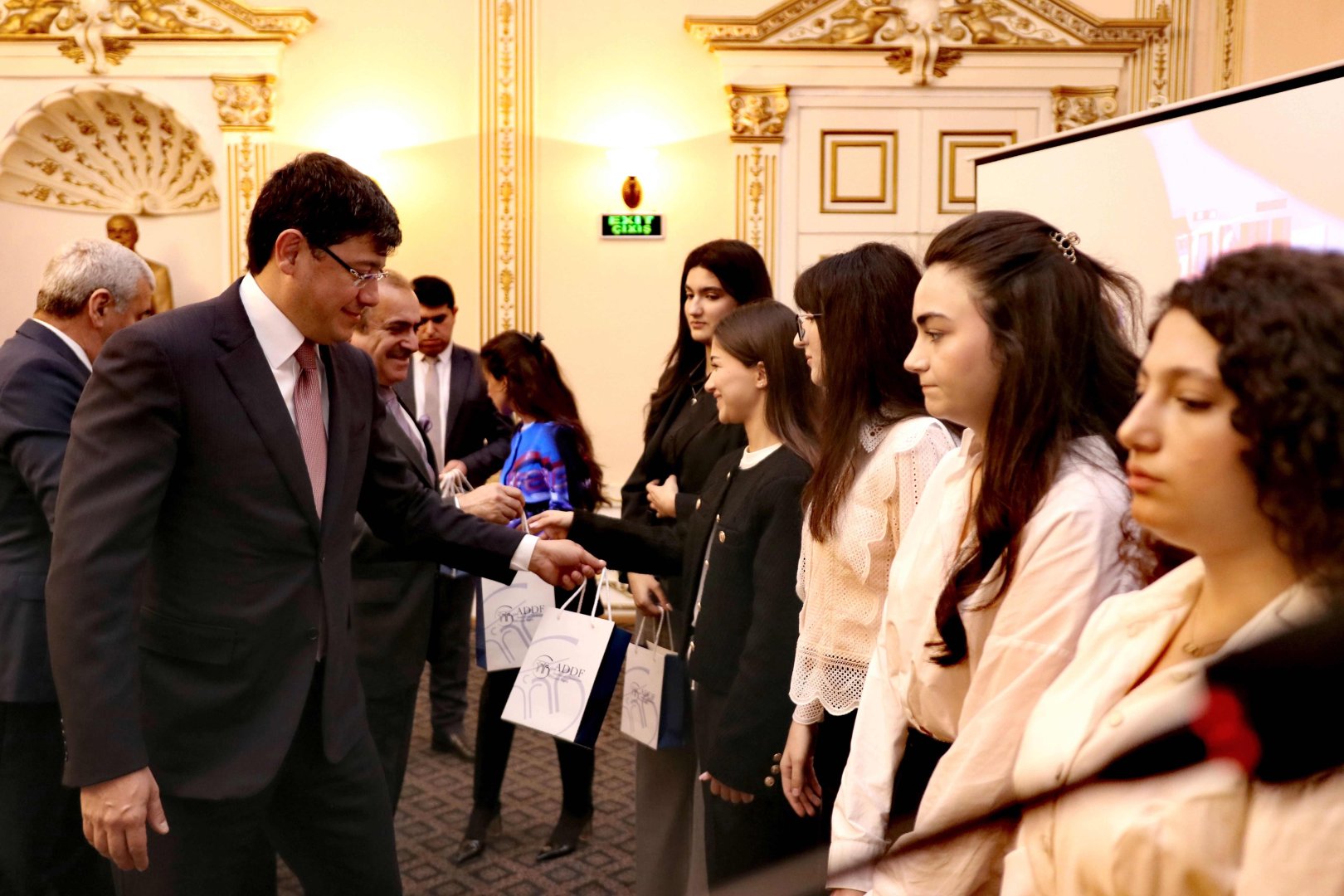Diasporla İş üzrə Dövlət Komitəsində “Zəfərimiz dünyada” adlı tədbir təşkil olunub (FOTO)