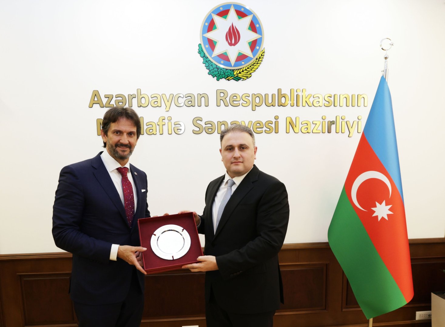 Azərbaycan və Slovakiya arasında müdafiə sənayesi sahəsində əməkdaşlıq müzakirə edilib (FOTO)