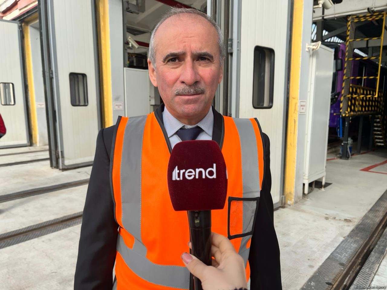 Bakı metropoliteni xətlərində daha 15 yeni vaqon istismara buraxılıb