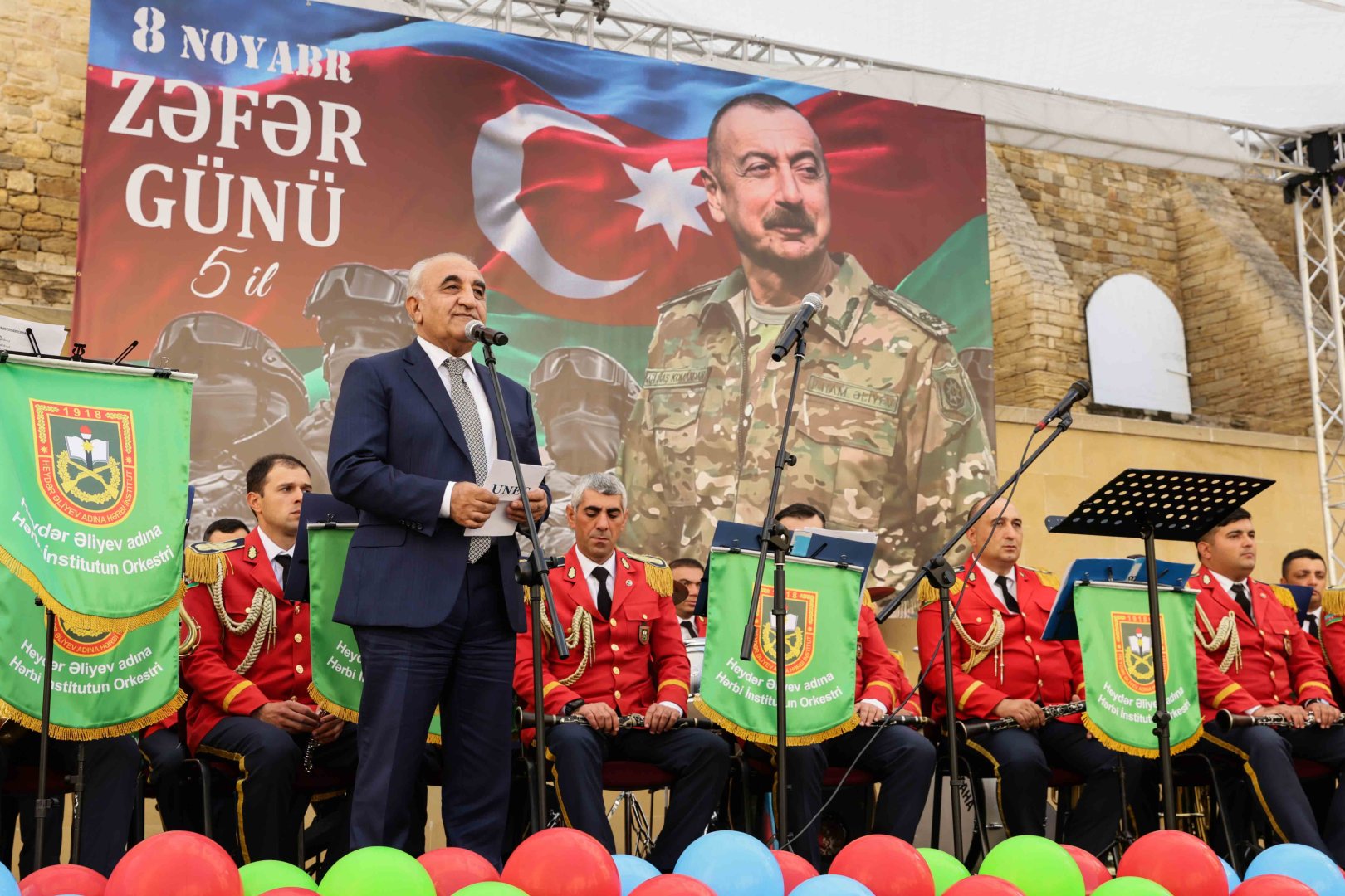 UNEC-də Zəfər Gününün 5 illiyinə həsr olunmuş təntənəli tədbir keçirilib (FOTO)