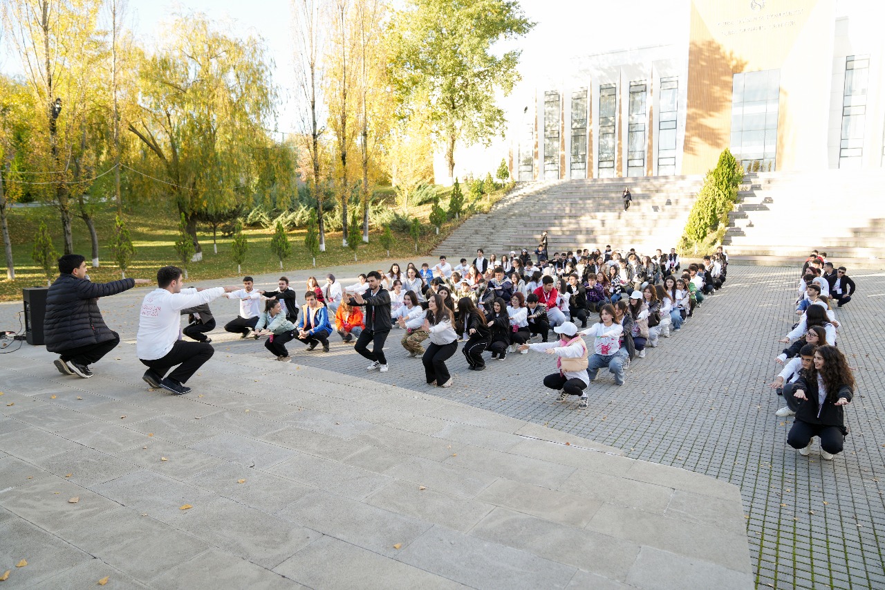 Zəfərimizin 5-ci ildönümünə həsr olunmuş “Zəfər 5 il” könüllülər düşərgəsi həyata keçirilib (FOTO)