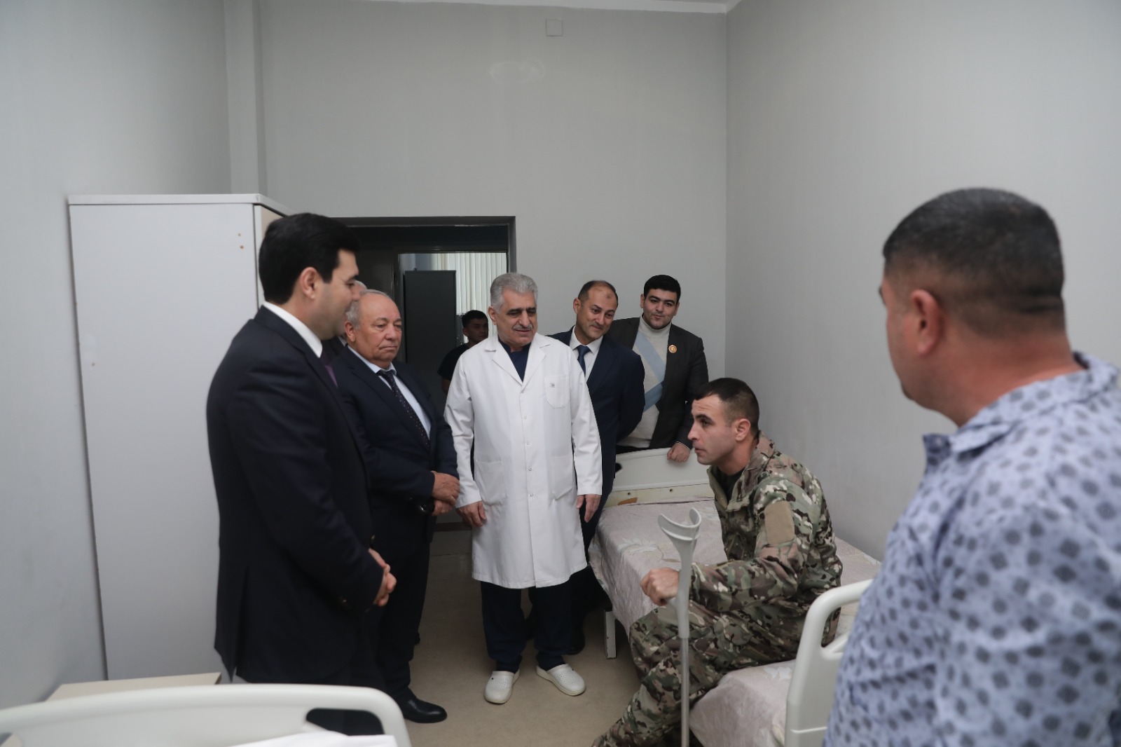 Xaçmazda müalicə alan Vətən müharibəsi iştirakçısı və ehtiyatda olan hərbi qulluqçu ziyarət olunub (FOTO)