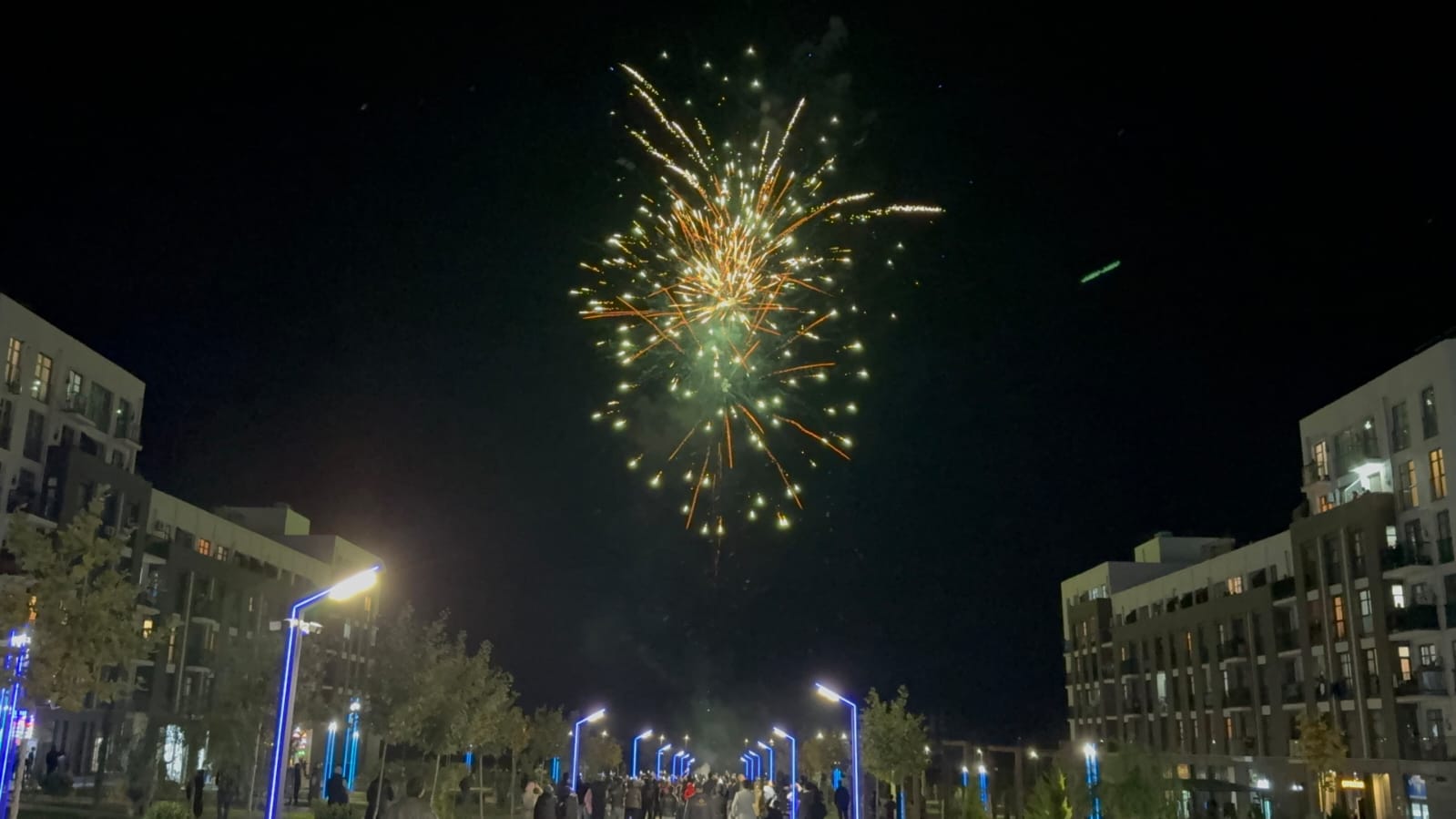 Füzulidə Zəfər Gününə həsr olunan atəşfəşanlıq keçirilib (FOTO)