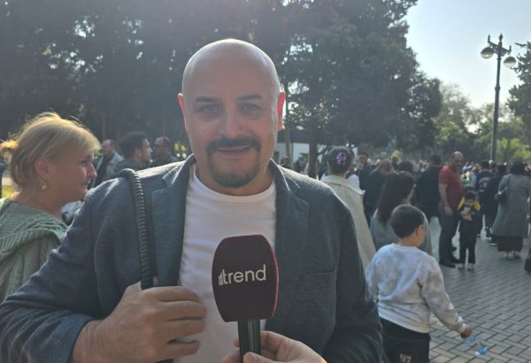 Bu qürur günündə Azərbaycanda olmaqdan böyük şərəf duyuram - Türkiyəli turist