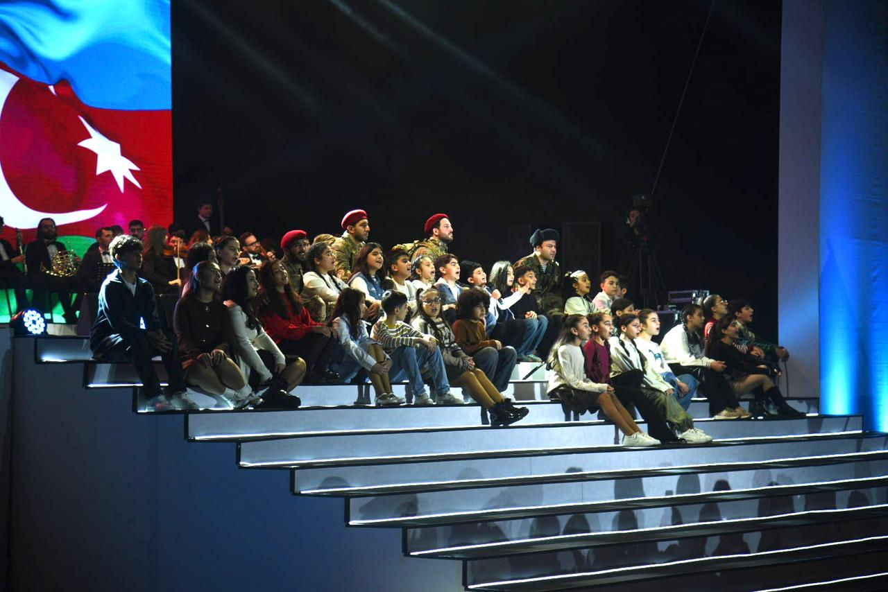 8 Noyabr - Zəfər Günü münasibətilə Bakıda təntənəli bayram konserti keçirilir (FOTO/VİDEO)