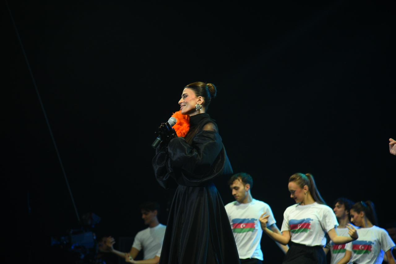 8 Noyabr - Zəfər Günü münasibətilə Bakıda təntənəli bayram konserti keçirilir (FOTO/VİDEO)