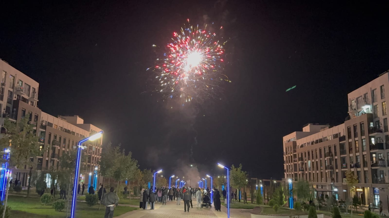 Füzulidə Zəfər Gününə həsr olunan atəşfəşanlıq keçirilib (FOTO)