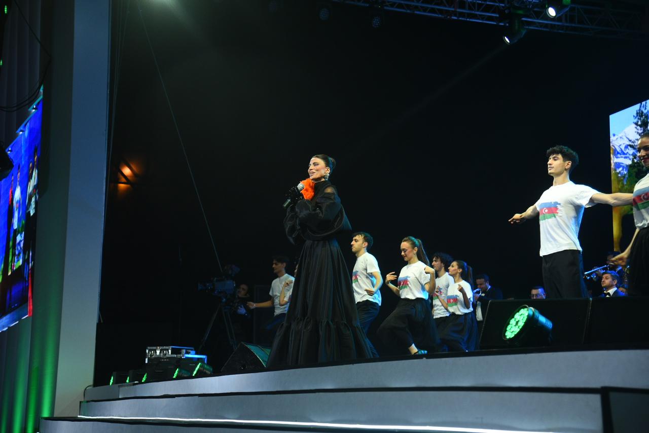 8 Noyabr - Zəfər Günü münasibətilə Bakıda təntənəli bayram konserti keçirilir (FOTO/VİDEO)