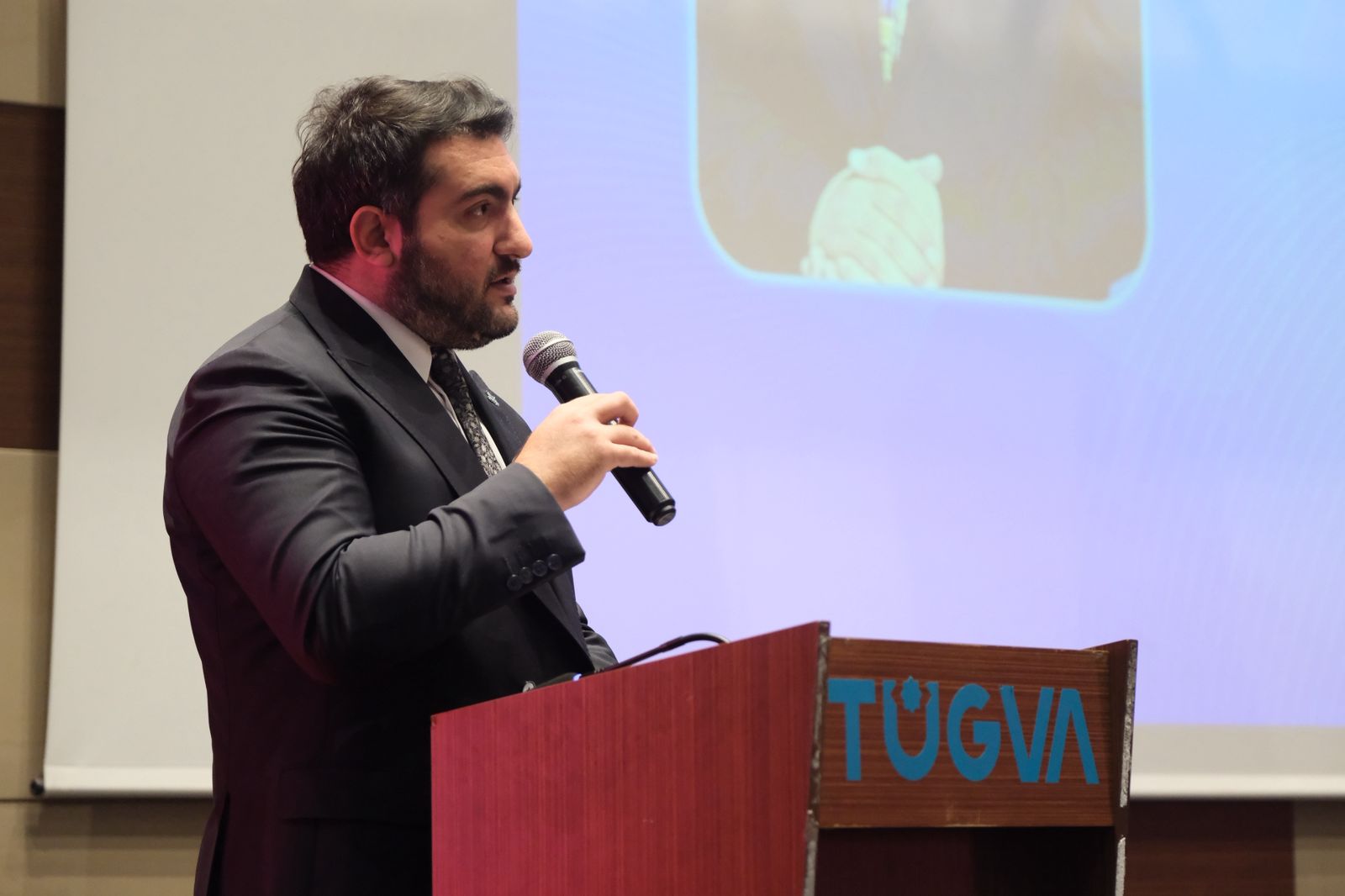 İstanbulda Azərbaycan-Türkiyə gənclərinin “Zəfərin 5 ili” forumu keçirilib (FOTO)