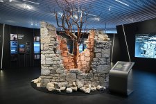 Prezident İlham Əliyev və Birinci xanım Mehriban Əliyeva Bakıda Zəfər abidəsini ziyarət edib və Zəfər muzeyinin açılışında iştirak ediblər (FOTO)