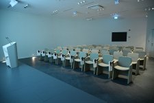 Prezident İlham Əliyev və Birinci xanım Mehriban Əliyeva Bakıda Zəfər abidəsini ziyarət edib və Zəfər muzeyinin açılışında iştirak ediblər (FOTO)