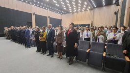 Zəfər günü ilə bağlı Şuşa şəhər 1 saylı tam orta məktəbdə də tədbir keçirilir (FOTO)