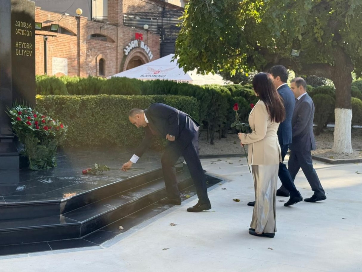 Zəfərin 5-ci ildönümü Tbilisidə qeyd olunub (FOTO)