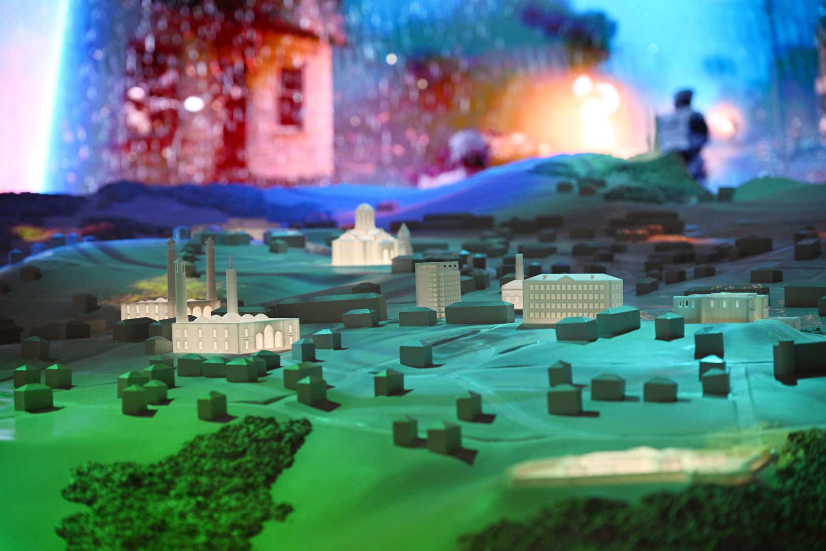 Prezident İlham Əliyev və Birinci xanım Mehriban Əliyeva Bakıda Zəfər abidəsini ziyarət edib və Zəfər muzeyinin açılışında iştirak ediblər (FOTO)