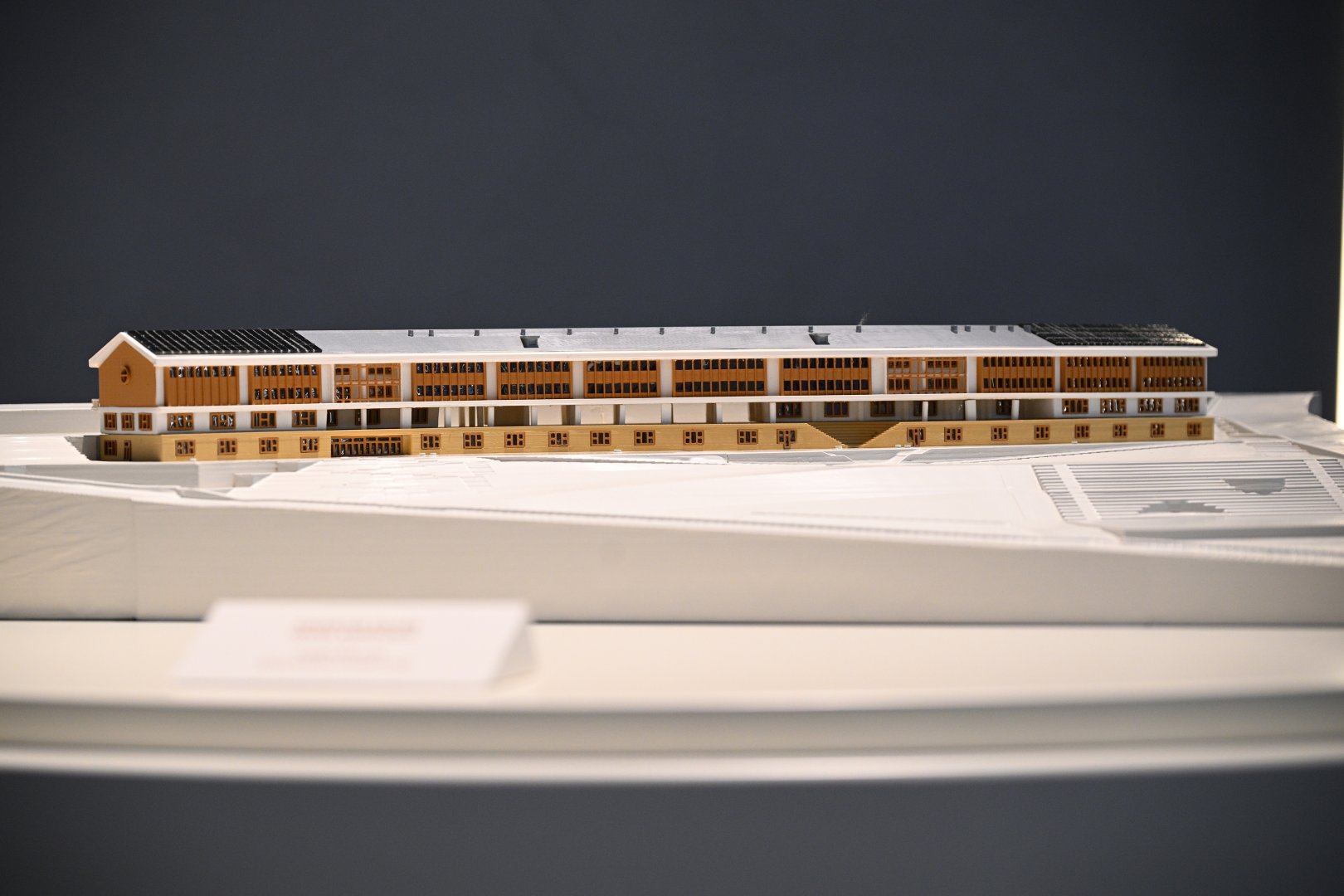 Prezident İlham Əliyev və Birinci xanım Mehriban Əliyeva Bakıda Zəfər abidəsini ziyarət edib və Zəfər muzeyinin açılışında iştirak ediblər (FOTO)