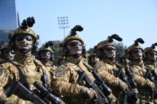 Prezident İlham Əliyev, Birinci xanım Mehriban Əliyeva, Türkiyə Prezidenti Rəcəb Tayyib Ərdoğan, Pakistan Baş naziri Məhəmməd Şahbaz Şərif hərbi paradda iştirak ediblər (FOTO/VİDEO) (YENİLƏNİB -4)