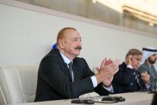 Prezident İlham Əliyev, Birinci xanım Mehriban Əliyeva, Türkiyə Prezidenti Rəcəb Tayyib Ərdoğan, Pakistan Baş naziri Məhəmməd Şahbaz Şərif hərbi paradda iştirak ediblər (FOTO/VİDEO) (YENİLƏNİB -4)