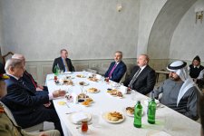 Prezident İlham Əliyev, Birinci xanım Mehriban Əliyeva, Türkiyə Prezidenti Rəcəb Tayyib Ərdoğan, Pakistan Baş naziri Məhəmməd Şahbaz Şərif hərbi paradda iştirak ediblər (FOTO/VİDEO) (YENİLƏNİB -4)