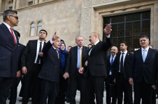 Prezident İlham Əliyev, Birinci xanım Mehriban Əliyeva, Türkiyə Prezidenti Rəcəb Tayyib Ərdoğan, Pakistan Baş naziri Məhəmməd Şahbaz Şərif hərbi paradda iştirak ediblər (FOTO/VİDEO) (YENİLƏNİB -4)