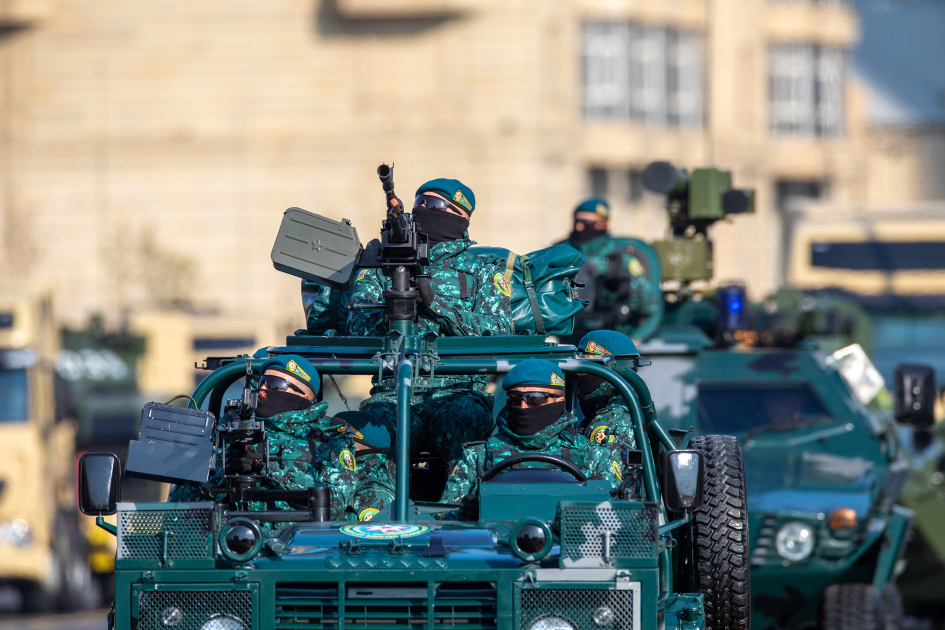 Prezident İlham Əliyev, Birinci xanım Mehriban Əliyeva, Türkiyə Prezidenti Rəcəb Tayyib Ərdoğan, Pakistan Baş naziri Məhəmməd Şahbaz Şərif hərbi paradda iştirak ediblər (FOTO/VİDEO) (YENİLƏNİB -4)