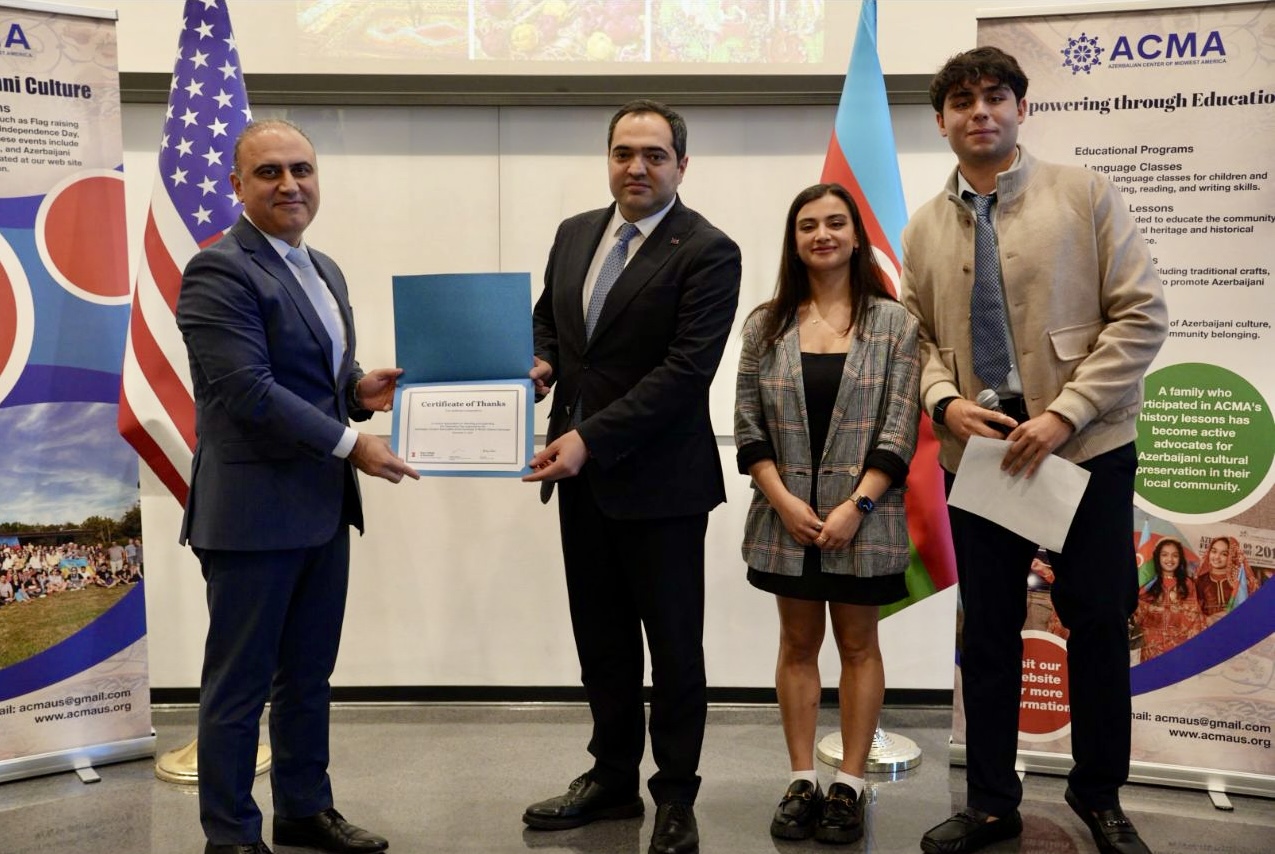ABŞ-nin İllinoys Urbana-Şampeyn Universitetində Zəfər Gününə həsr əlunan tədbir keçirilib (FOTO)