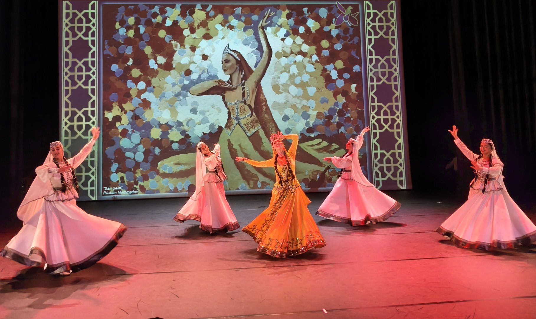 Zəfər Günü Niderlandda böyük coşqu ilə qeyd edilib (FOTO)