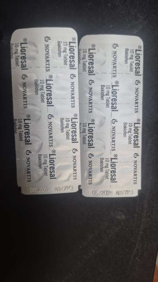 Şirniyyat qutularının içərisində gizlədilən dərman preparatları aşkar edilib (FOTO)