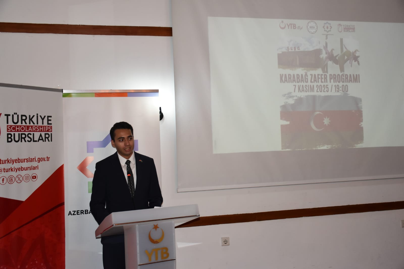 Azərbaycanlı gənclər Ankarada Qarabağ Zəfərinin 5 illiyini qeyd ediblər (FOTO)