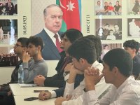 Yessenov Universitetində Zəfər Gününə həsr olunan açıq dərs keçirilib