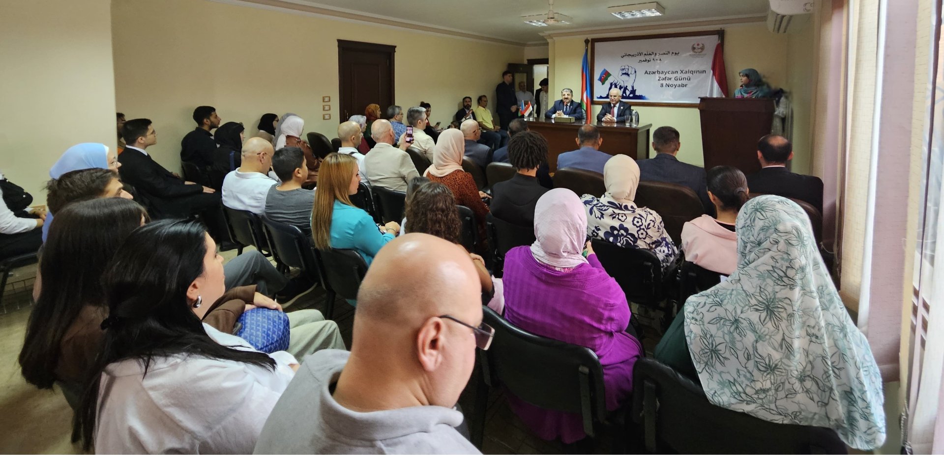 Qahirədə Zəfər Günü və Dövlət Bayrağı Günü münasibətilə tədbir keçirilib (FOTO)